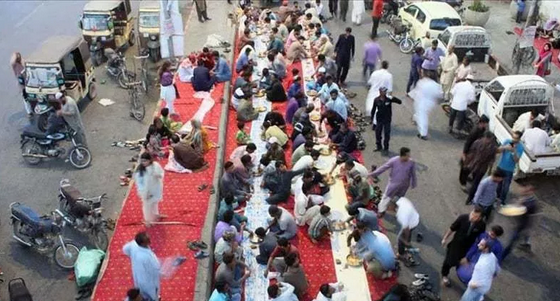 巴基斯坦的“长街宴”