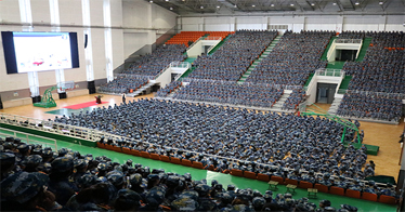 内蒙古鸿德文理学院开展2021级新生国防教育和安全教育活动