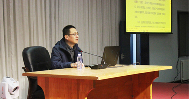 “以习近平法治思想为引领深入学习宣传宪法”主题讲座在内蒙古鸿德文理学院举办