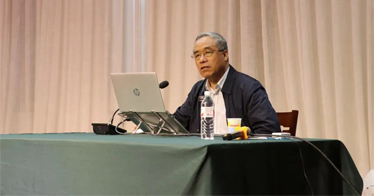 中国人民大学历史学院教授魏坚为鸿德师生做学术讲座
