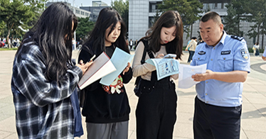 内蒙古鸿德文理学院举办“网络安全为人民，网络安全靠人民”主题宣传活动