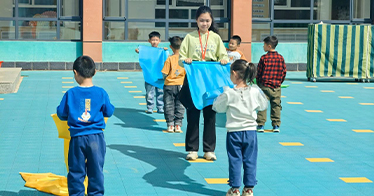 学院教育系组织学生参加教育见习活动