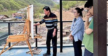学院艺术设计系开展艺术采风与写生实践教学活动