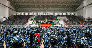 学院举行2025级新生军训动员大会