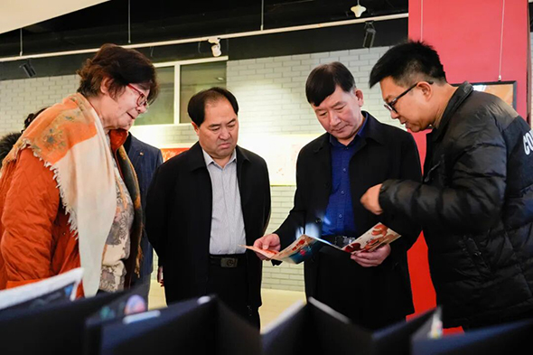 首页图.jpg 首页图.jpg