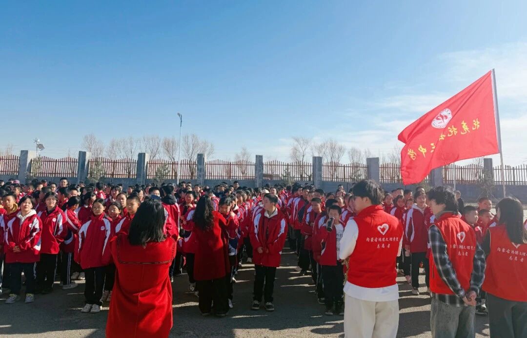 学院云中校区助力当地中学生参观实践