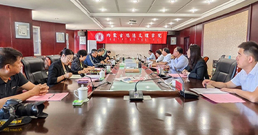 乌兰夫基金会理事长张力一行莅临学院调研 