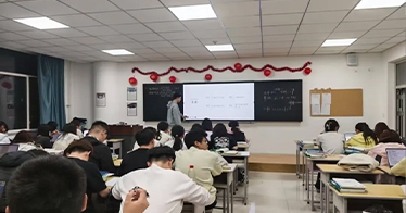 践行雷锋精神，争做时代新人