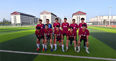 青春驰骋赛场，拼搏不负韶华