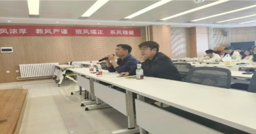歌声点亮青春梦，旋律奏响少年心