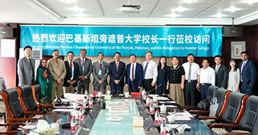 巴基斯坦百年名校校长亲笔致信学院
