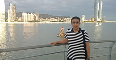 学院教师专访｜杜宏:把枯燥理论讲活，把学生成长放在心头