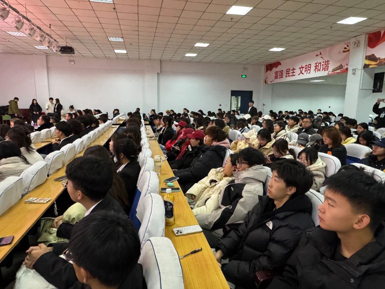 555e066402e63b8070d45400c7b8cd73.jpg 555e066402e63b8070d45400c7b8cd73.jpg