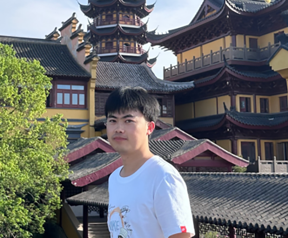 陈飞.png