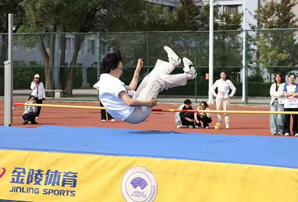 c41f774f6e06b801d2d2eb73331aae5c.jpg